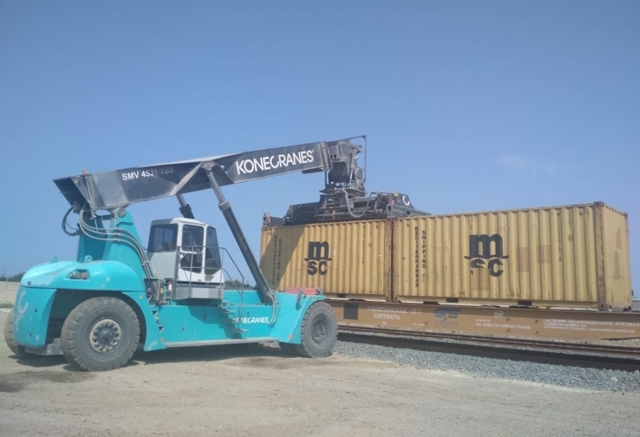 Aserbaidschan startet mit Transport von Ferrolegierung nach Japan