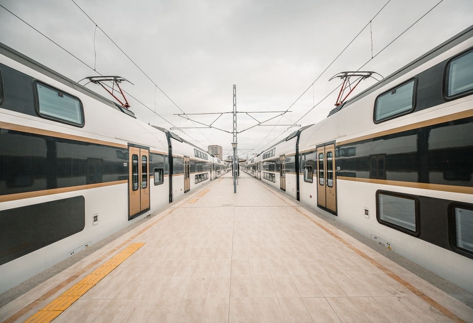 Aserbaidschan ist zum Passagiertransport mit Bahn Baku-Tiflis-Kars bereit
