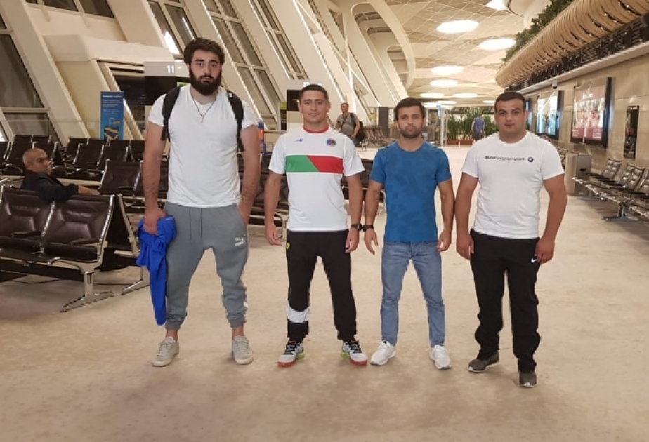 Güləş üzrə dünya çempionlarımız Rumıniyada keçiriləcək beynəlxalq turnirdə mübarizə aparacaqlar