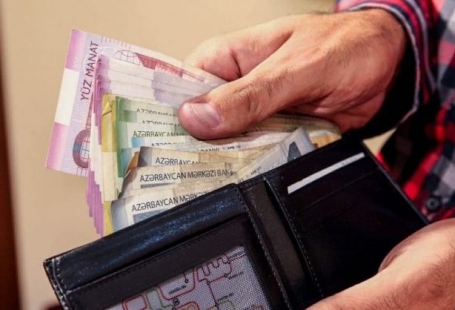За пять месяцев среднемесячная заработная плата в столице составила 821,4 маната