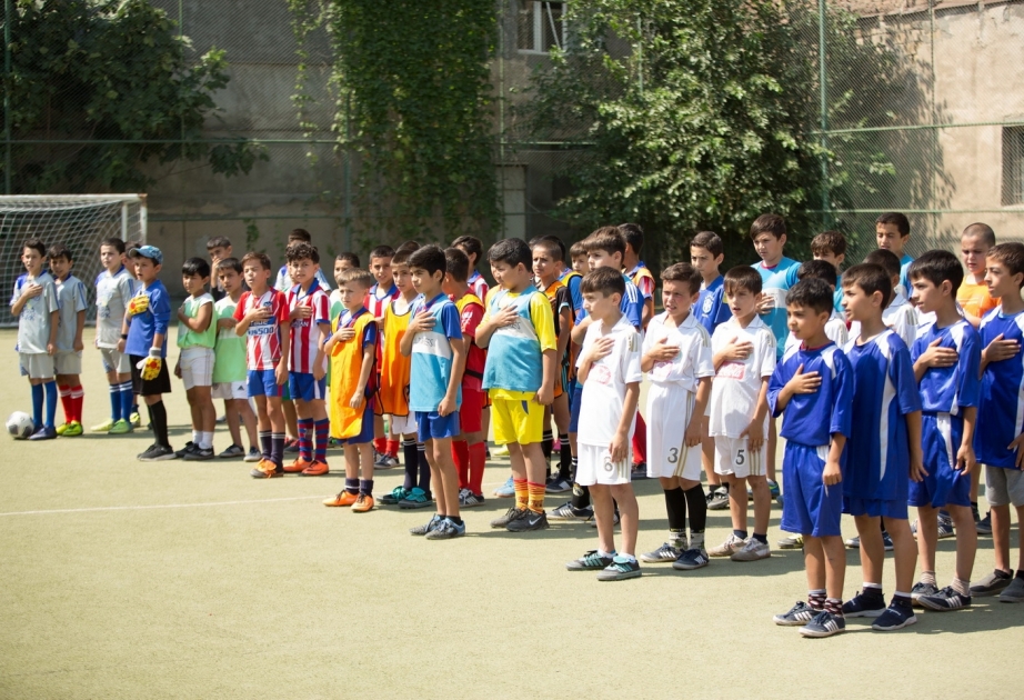 Mini futbol üzrə Gəncə şəhər birinciliyinin açılış mərasimi keçirilib
