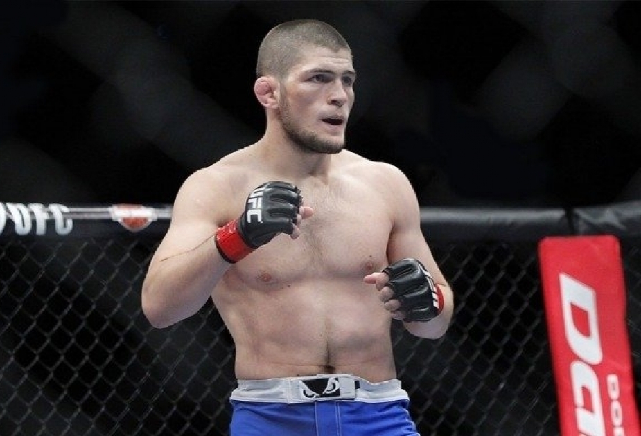 Чемпион UFC Нурмагомедов подписал новый пятилетний контракт со своим менеджером