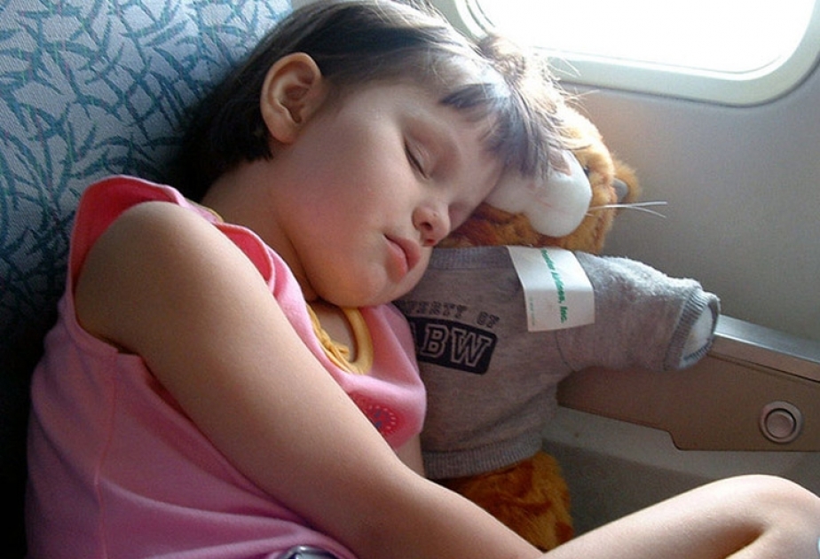 7 советов, которые помогут уснуть в самолете