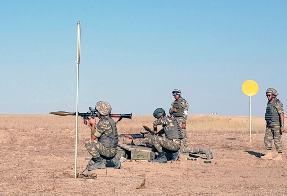 Azerbaijani artillerymen participating in "Masters of Artillery Fire" contest carried out adjustment fire from weapons