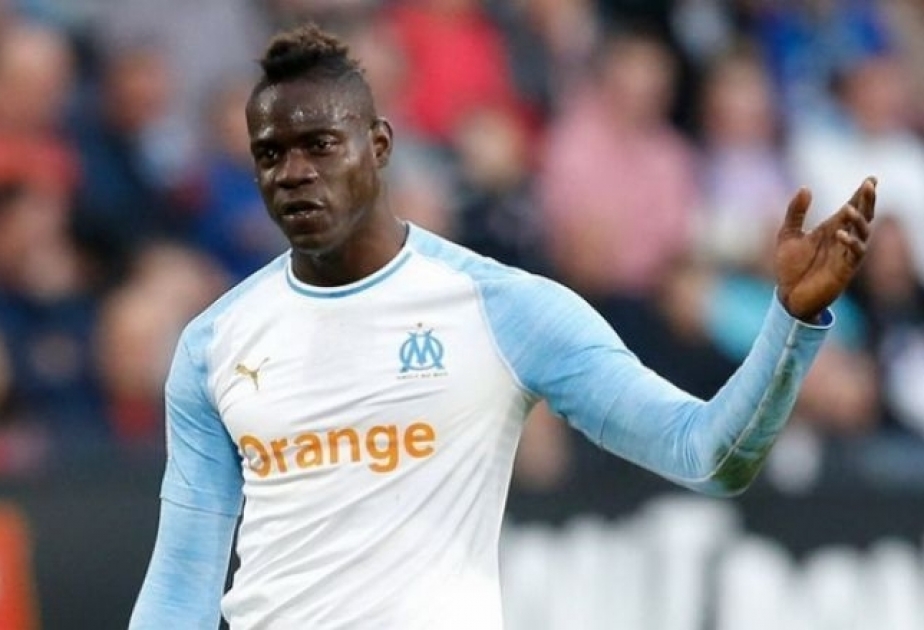 KİV-lər: “Flamenqo” futbolçu Balotelliyə ildə 4 milyon avro təklif edir
