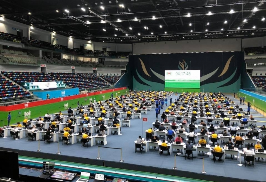 اليوم الأول من الأولمبياد الدولي الواحدة والثلاثين للمعلوماتية في باكو
