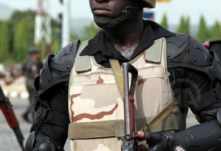 Nigeriyada əsgərlər 3 polisi öldürüblər