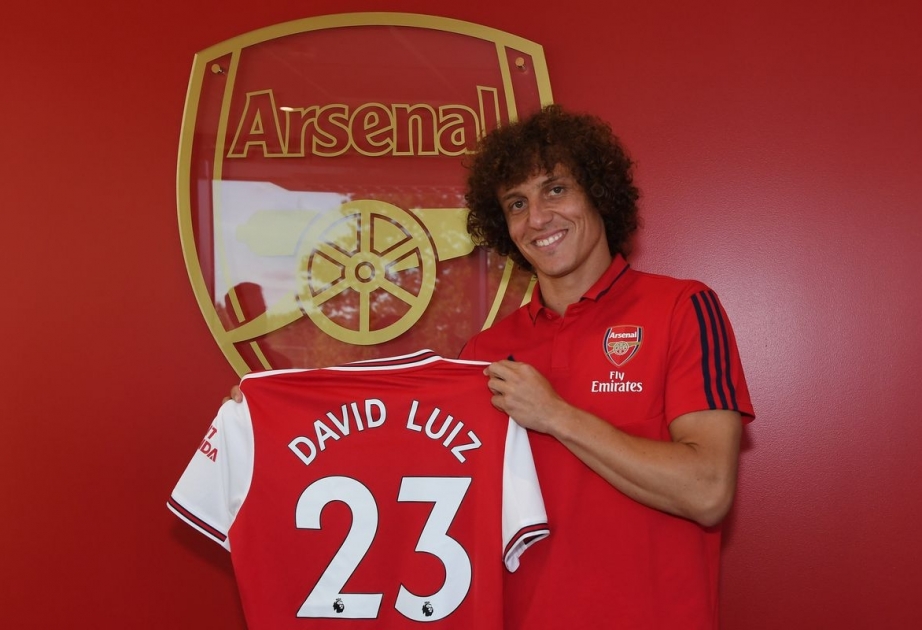 David Luiz se mudó de Chelsea al Arsenal