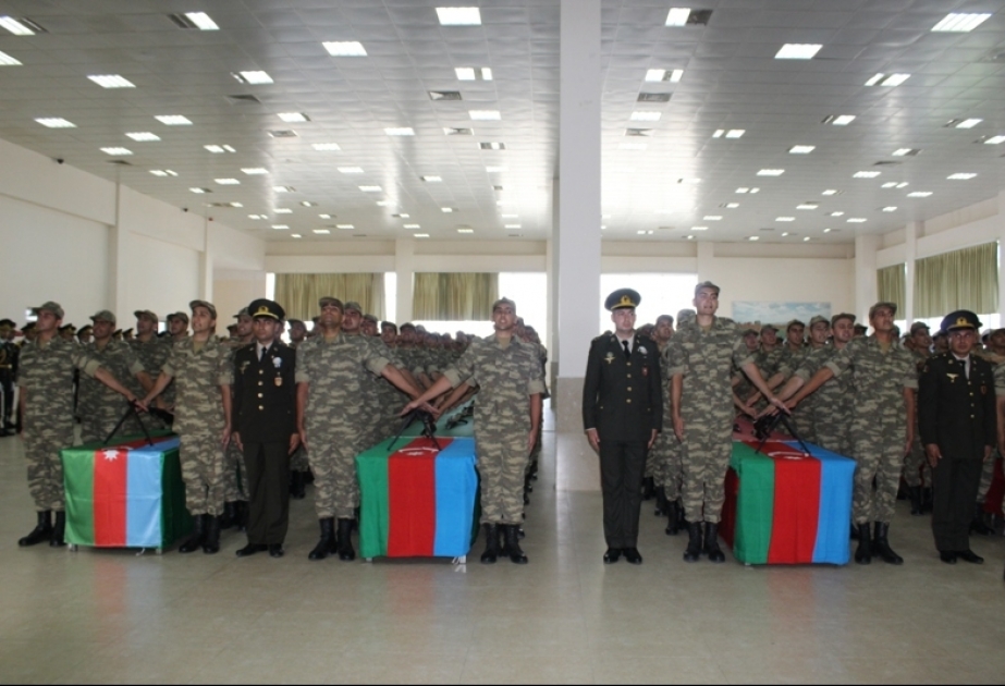 Qaradağ rayonunda gənc əsgərlərin andiçmə mərasimi keçirilib