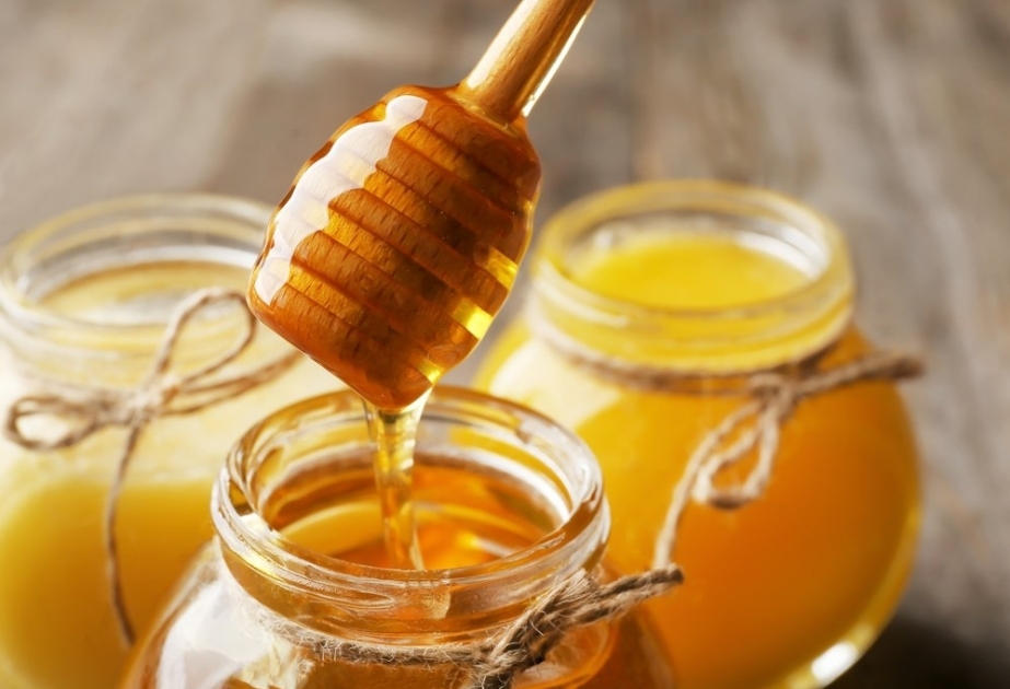 كيف تعرف العسل الأصلي من المزيف؟ والخبير يجيب