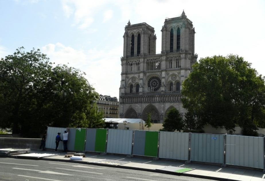 La catedral de Notre Dame de París aún corre riesgo de colapsar, advierte el gobierno