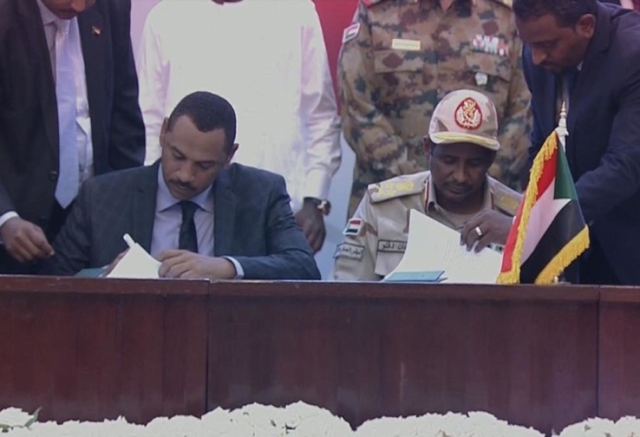 Военный совет Судана и оппозиция подписали окончательное соглашение о переходном периоде
