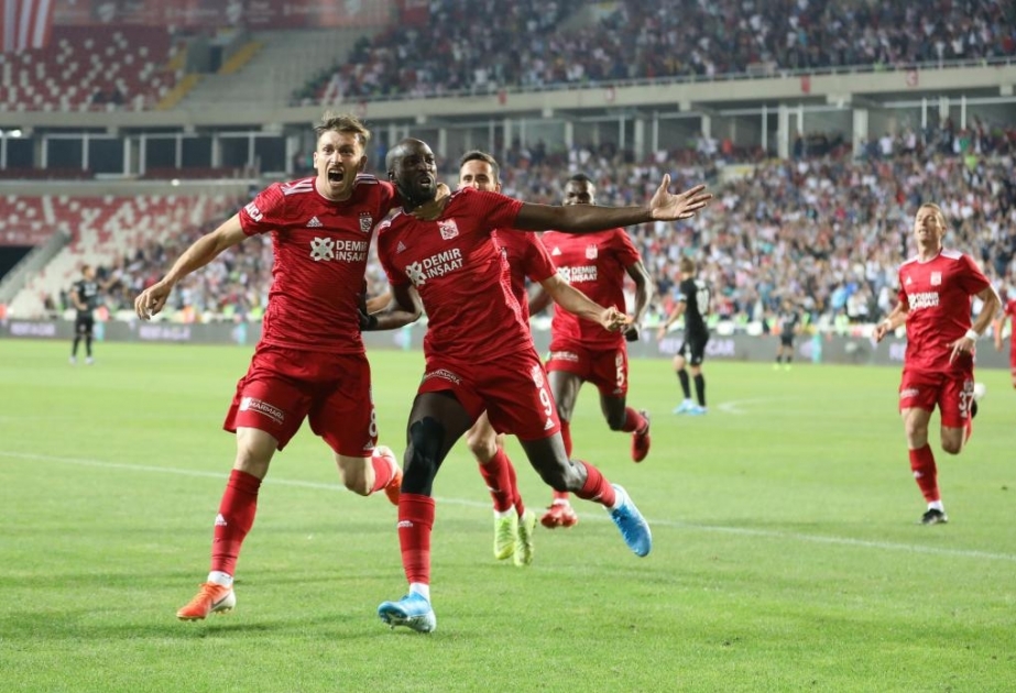Türkiyə çempionatı: İstanbulun “Beşiktaş” komandası səfərdə məğlub olub