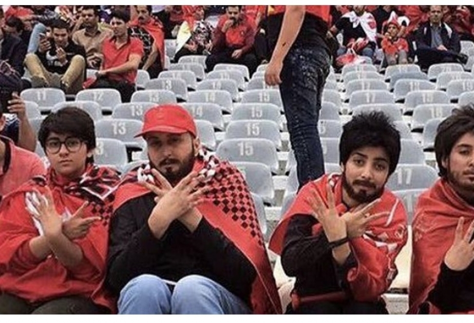 İranda süni saqqal yapışdırıb stadiona keçən 6 qız cəza alacaq