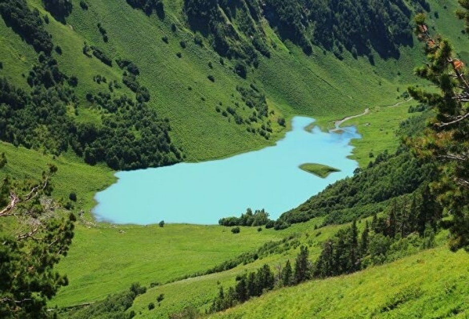 高加索区发现未知湖泊