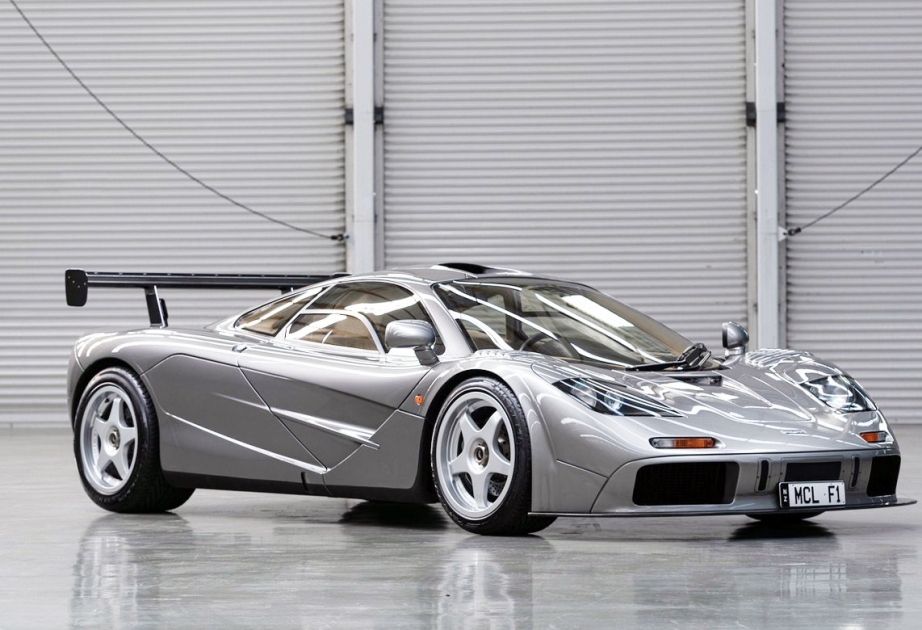 Se vendió un coche deportivo McLaren en una licitación por un precio récord de 19,8 millones de dólares