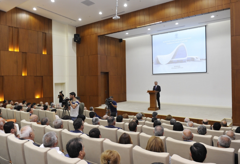 Yeni Azərbaycan Partiyasının təşkilatçılığı ilə “Mədəniyyətlərarası dialoqa Azərbaycanın töhfəsi” mövzusunda konfrans keçirilib