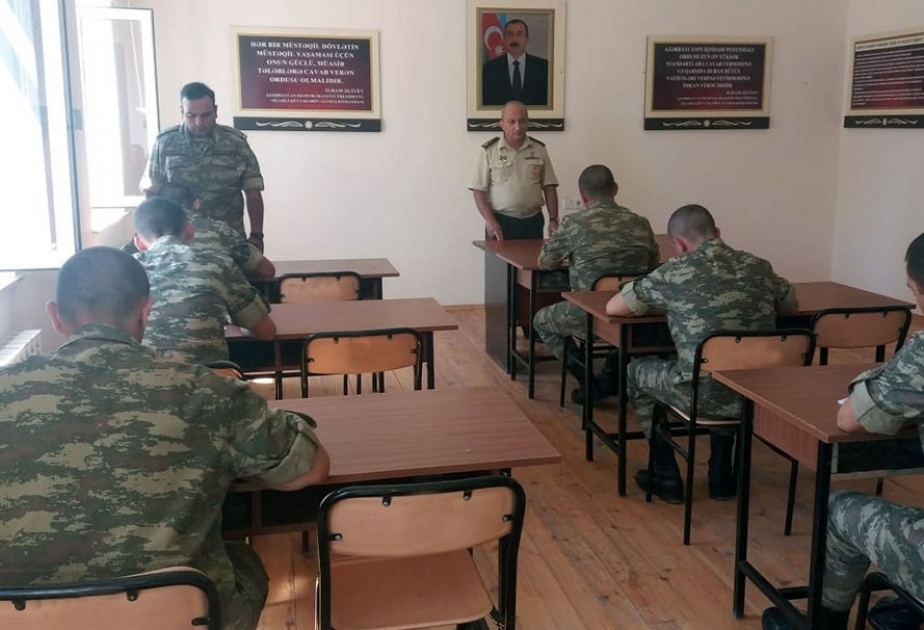 Hərbi hissələrdə gənc əsgərlərə psixoloji dəstək fəaliyyətləri həyata keçirilir