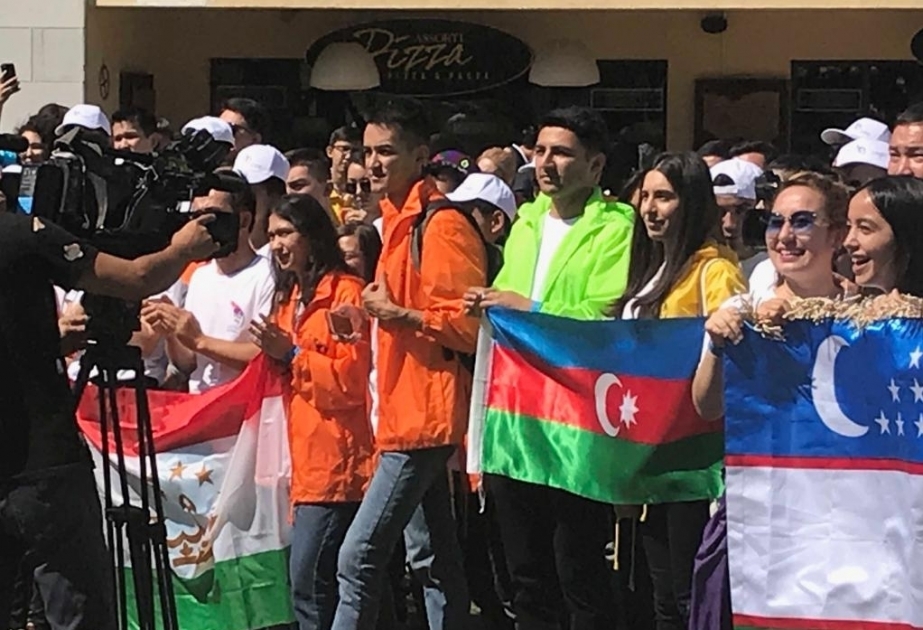 Azerbaiyán está representada en el Festival de la Juventud de Asia Central