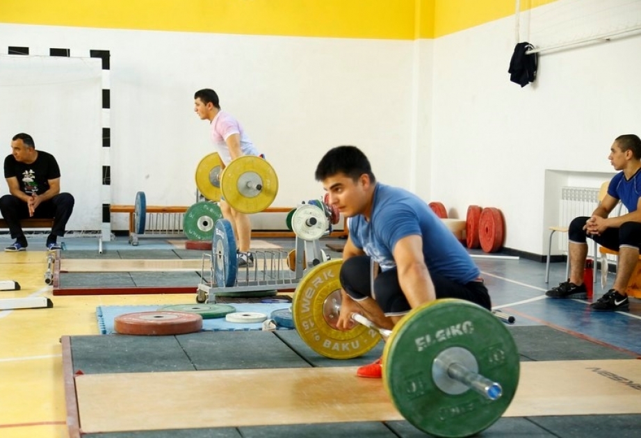 Ağır atletika üzrə Azərbaycan yığması təlim-məşq toplanışını Lahıcda davam etdirir