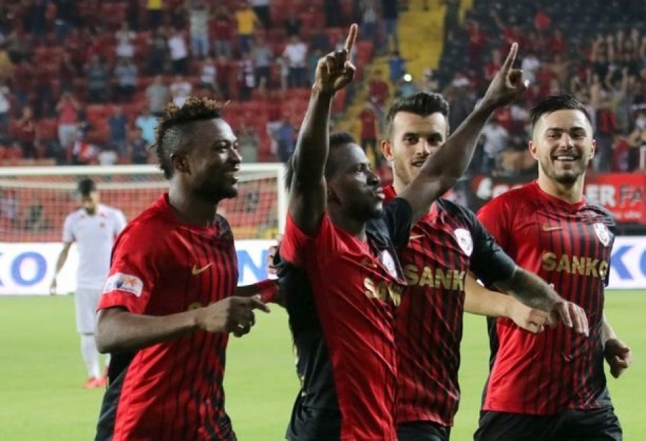 Türkiyə Superliqasında ikinci tura yekun vurulub
