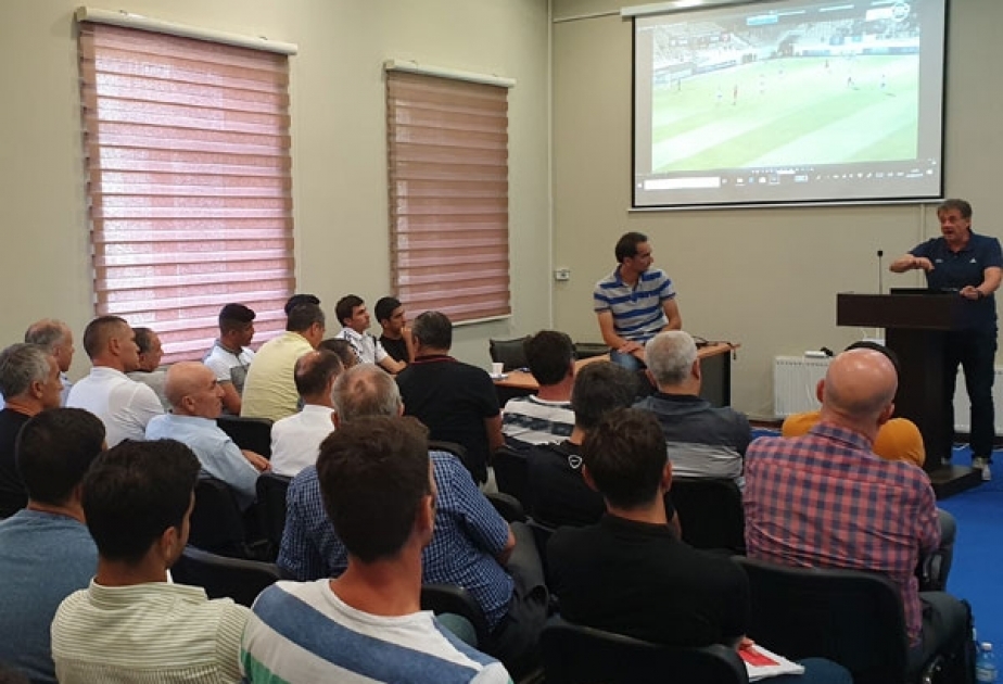 Azərbaycan Premyer Liqasının oyunlarına təyinat alan hakimlər üçün seminar təşkil olunub
