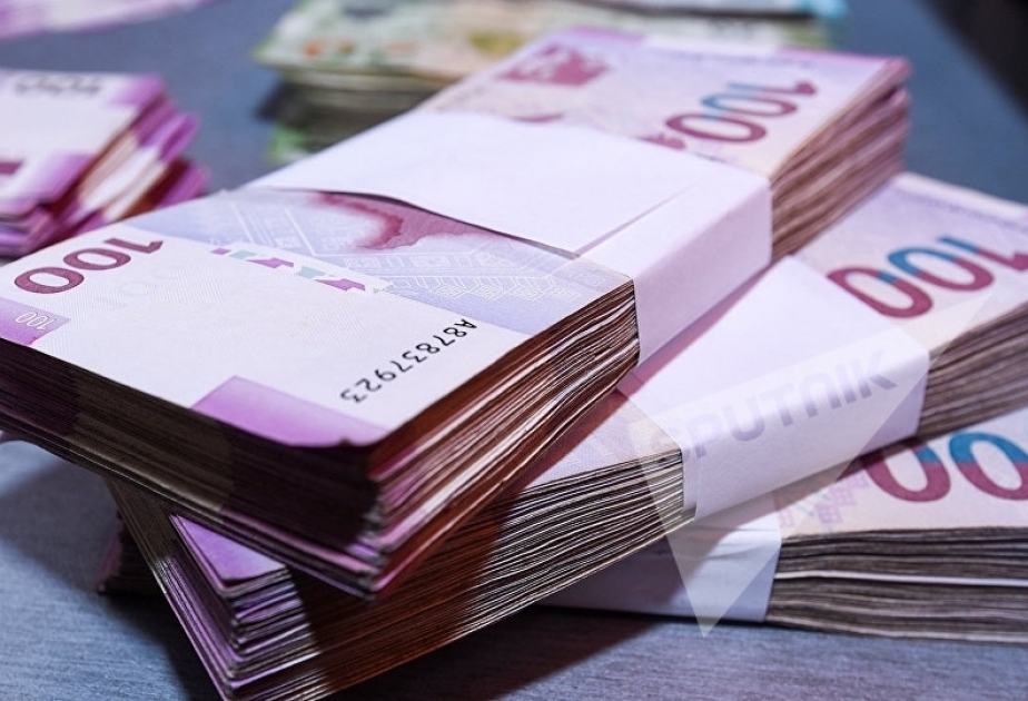 В Баку среднемесячная заработная плата составила 816,8 маната
