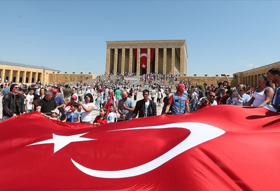 Türkiyədə Zəfər bayramı və Silahlı Qüvvələr Günü münasibətilə müxtəlif tədbirlər keçirilib
