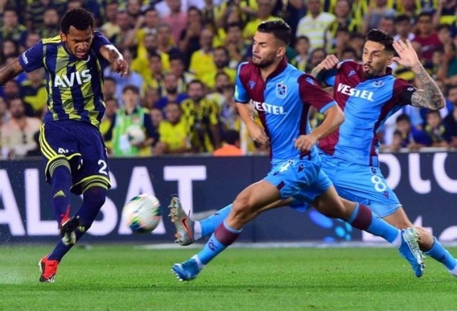 Türkiyə Superliqası: “Fənərbağça”-“Trabzonspor” oyununda qalib müəyyənləşməyib