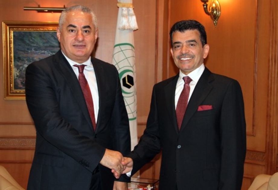 Embajador de Azerbaiyán en Rabat visita la ISESCO
