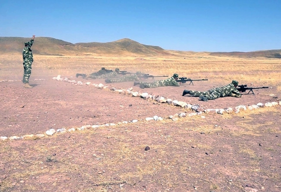 Troops of Nakhchivan garrison hold training sessions with snipers
