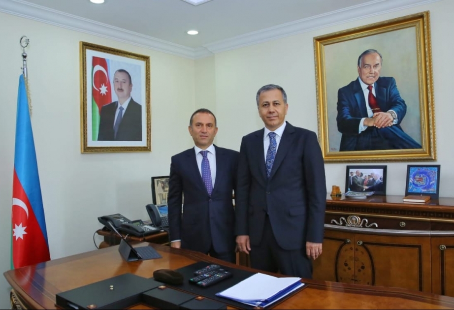 Azərbaycan-Türkiyə münasibətlərinin inkişafı məsələləri müzakirə olunub