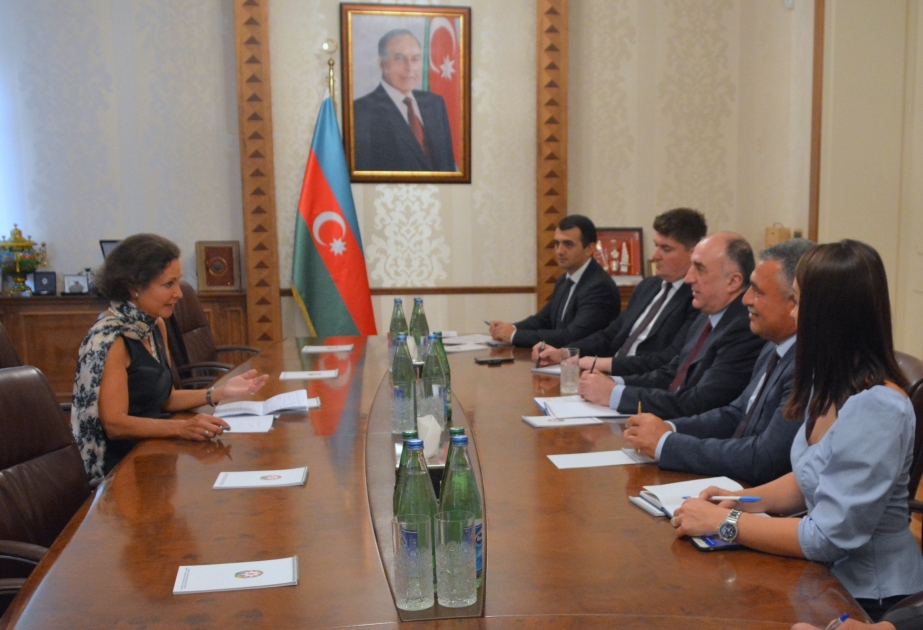 Embajadora de Francia en Azerbaiyán concluye su misión diplomática