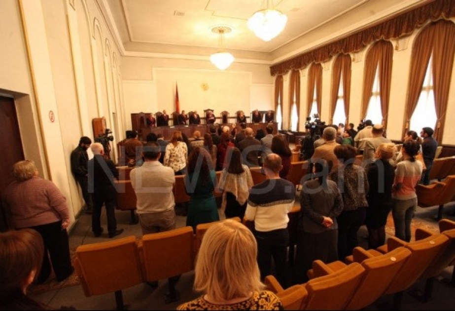 Koçaryanın işi ilə bağlı Konstitusiya Məhkəməsinin iclası polis mühasirəsində keçirilib