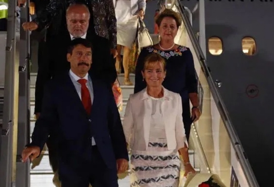 Macarıstan Prezidentinin Gürcüstana rəsmi səfəri başlayıb