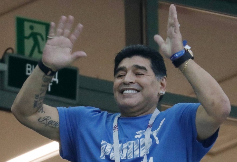 Maradona se convierte en el entrenador de Gimnasia y Esgrima La Plata