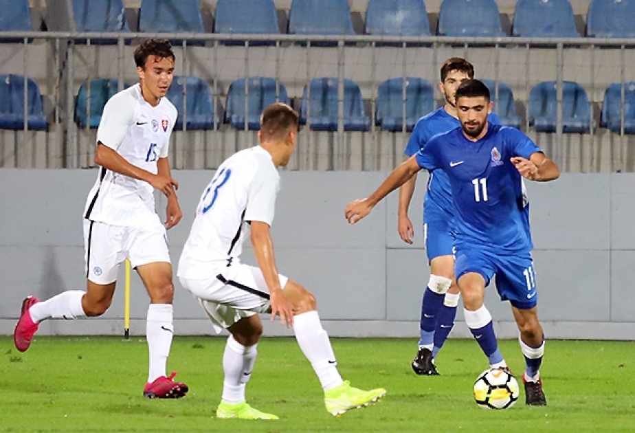 İyirmi bir yaşadək futbolçulardan ibarət Azərbaycan millisi Slovakiyaya qalib gəlib