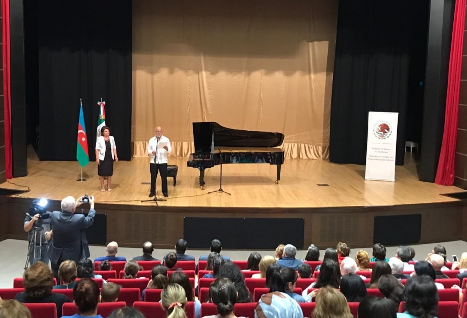 Pianista mexicano se presentó en Gabalá
