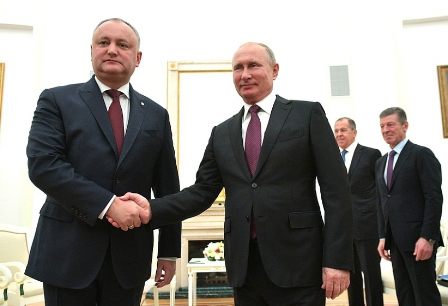 Moldova Prezidenti Vladimir Putinlə danışıqlar üçün Rusiyaya gedir