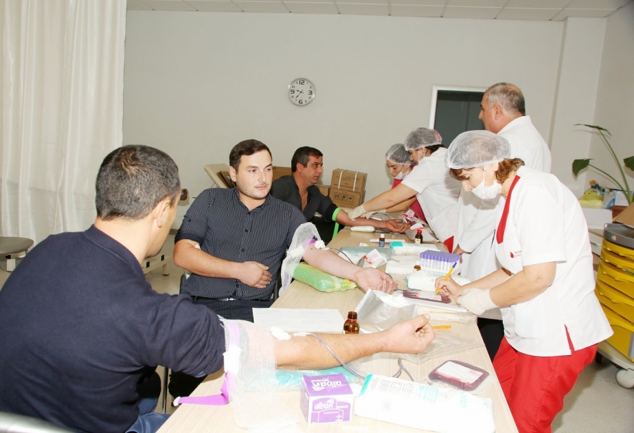 Aşura günü Ağcabədidə keçirilən humanitar aksiyada 84 nəfər qan verib