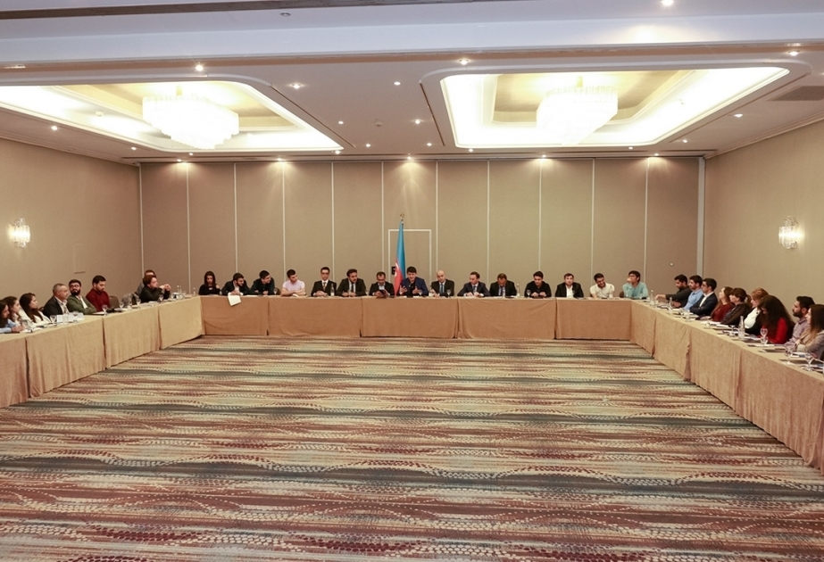 Reunión con la comunidad azerbaiyana en Estrasburgo