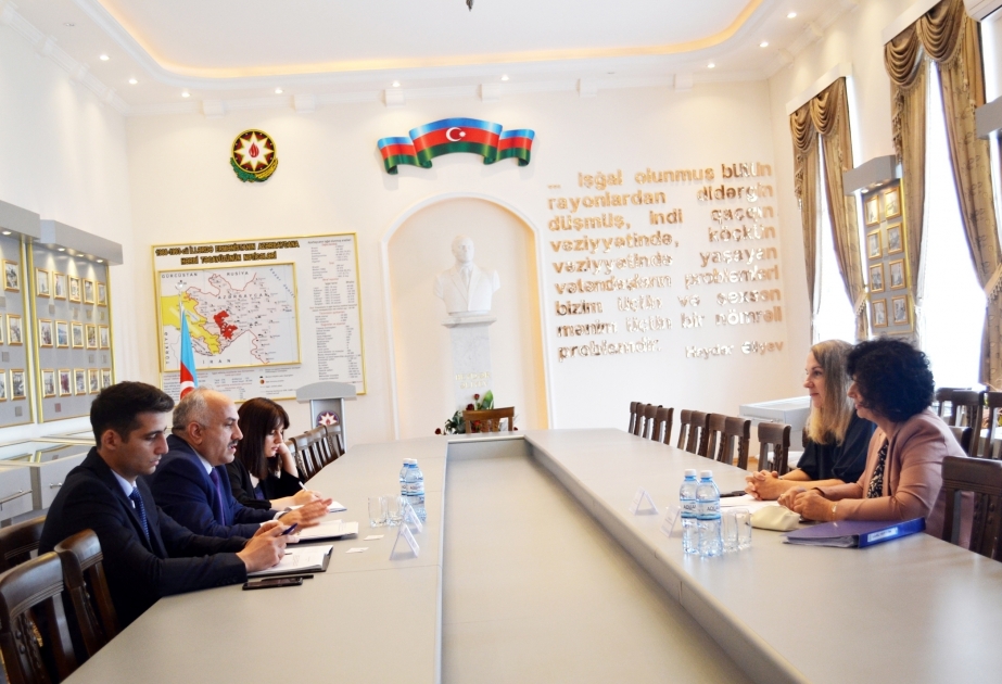 Representantes del Tribunal Europeo de Derechos Humanos han sido informados sobre el conflicto de Nagorno-Karabaj