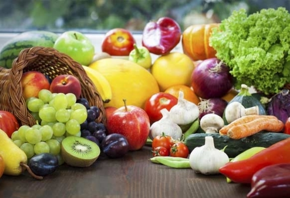Азербайджан может удвоить объем экспорта фруктов и овощей в Россию