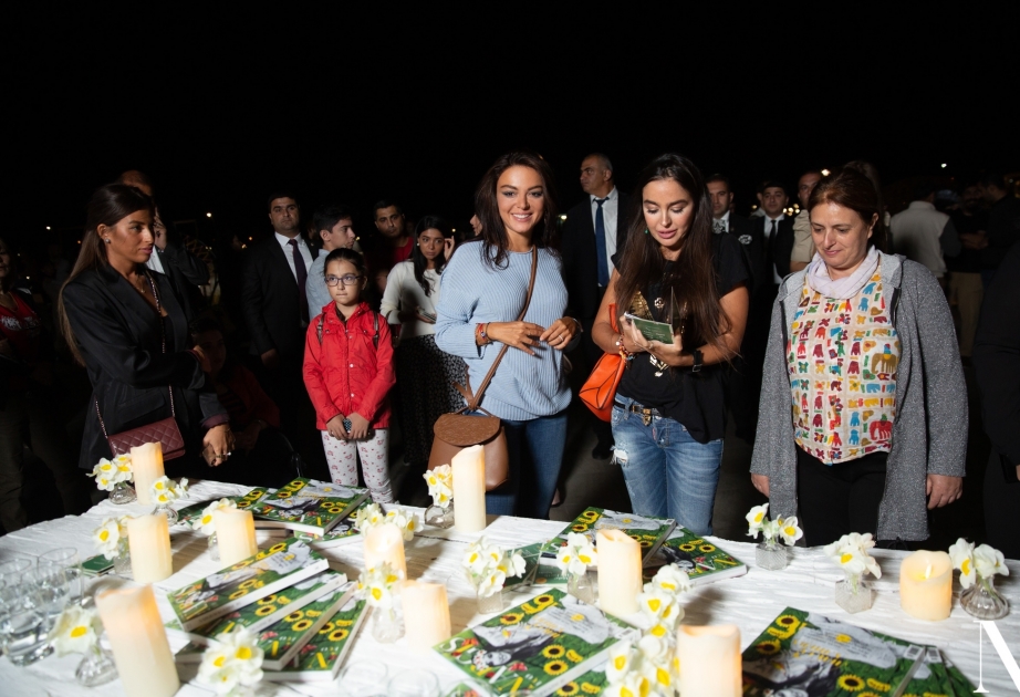 “Make the Earth Smile” Recycling Exhibition by Nargis Publishing House officially opens