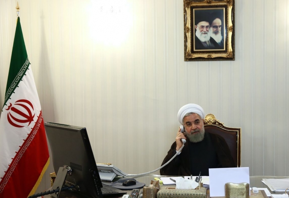 Həsən Ruhani: İqtisadi sanksiyaların hökm sürdüyü bir şəraitdə ABŞ ilə danışıqlar aparmaq mənasızdır