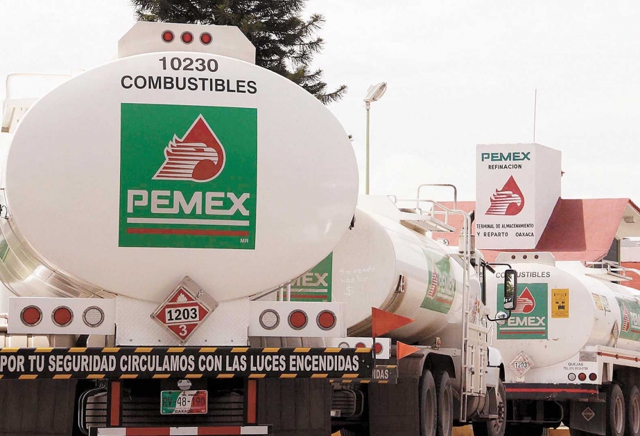 Gobierno de México anuncia inversión de 5 mil millones de dólares para Pemex