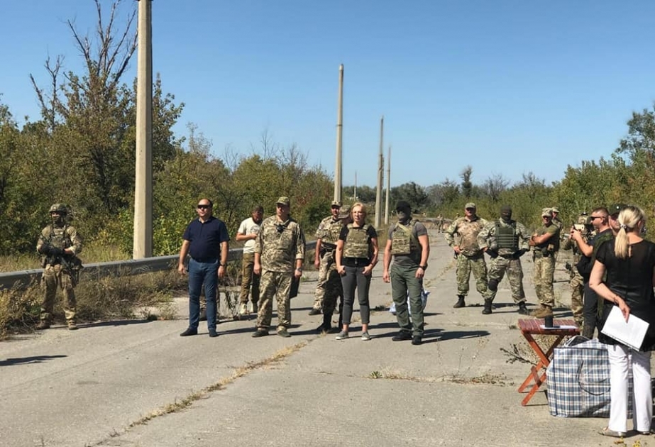 Qanunsuz silahlı birləşmələr Ukraynanın həbsdə olan 54 vətəndaşını qaytarıblar