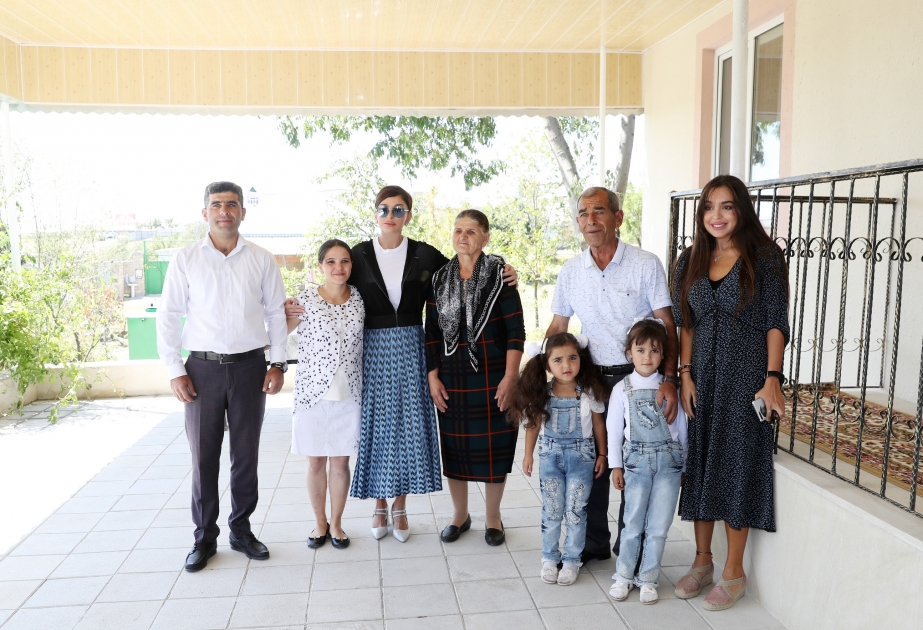 Şamaxının Muğanlı kəndində zəlzələdən qəzalı vəziyyətə düşmüş evin yerində yeni ev inşa olunub YENİLƏNİB VİDEO