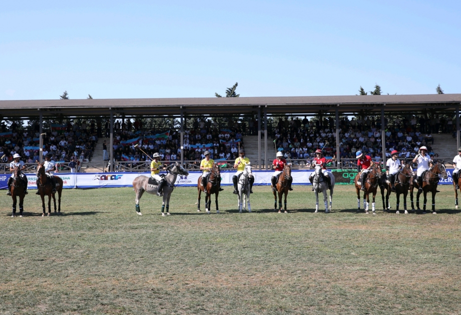 İsveçrənin “Evviva Polo Club St. Moritz” klubu 7-ci arena polo üzrə dünya kubokunun bürünc mükafatçısı olub