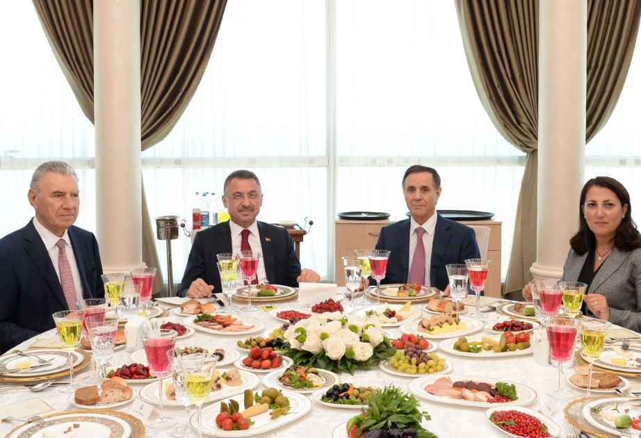 Azerbaijani Prime Minister hosts official dinner in honor of Turkish Vice President Fuat Oktay